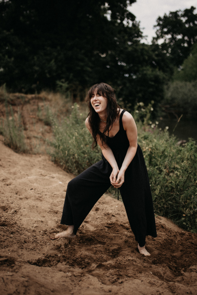 Portraits für die Yogalehrerin Olivia und ihr Shake the Dust Programm in Nürnberg